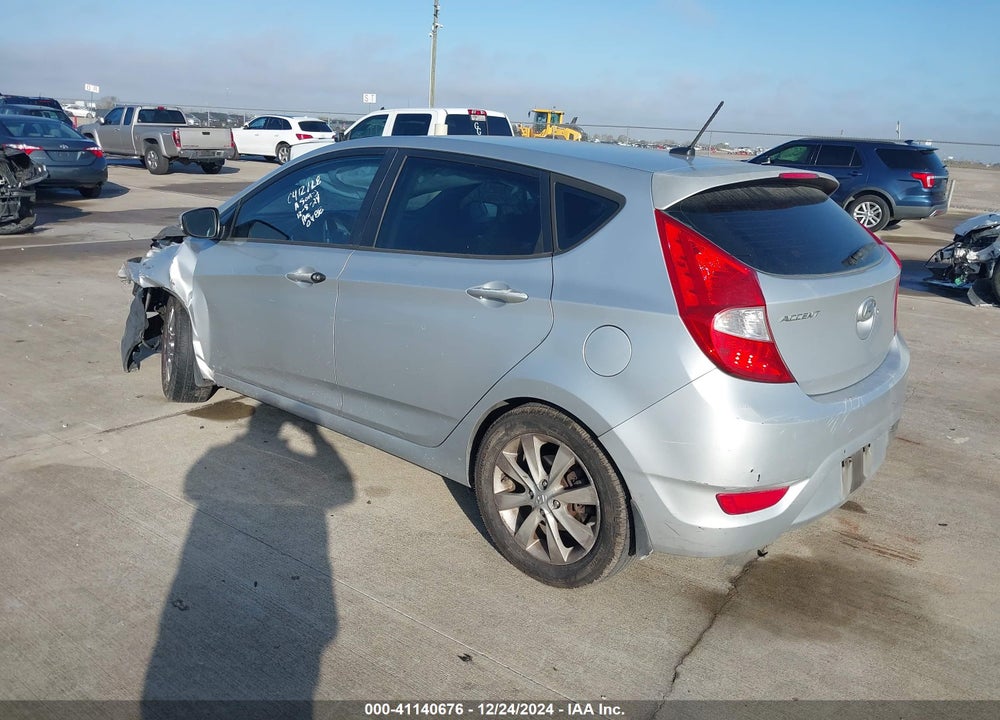 2013 HYUNDAI ACCENT VIN: KMHCU5AE5DU090488