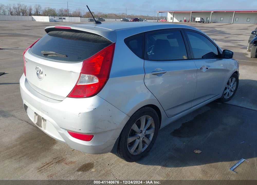 2013 HYUNDAI ACCENT VIN: KMHCU5AE5DU090488