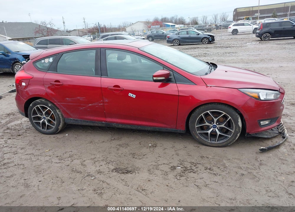 2017 FORD FOCUS SEL VIN: 1FADP3M26HL213433