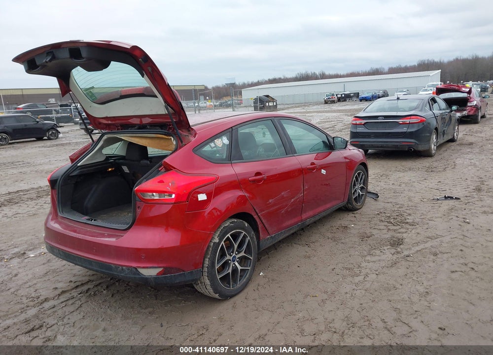 2017 FORD FOCUS SEL VIN: 1FADP3M26HL213433