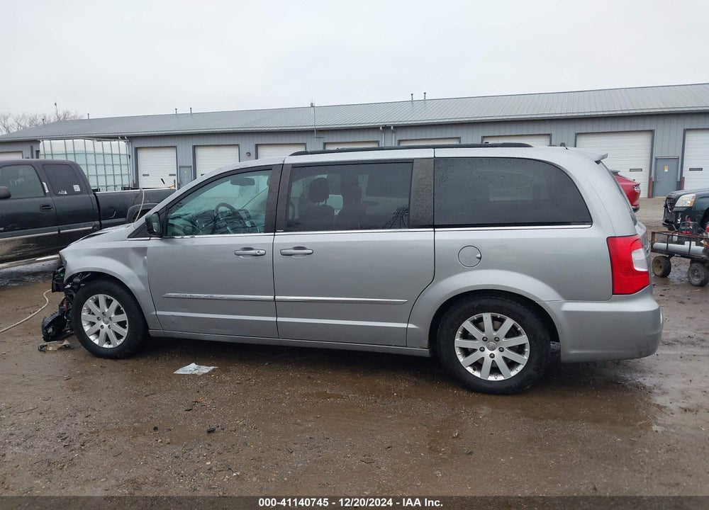 2014 CHRYSLER TOWN & COUNTRY VIN: 2C4RC1BG6ER126813