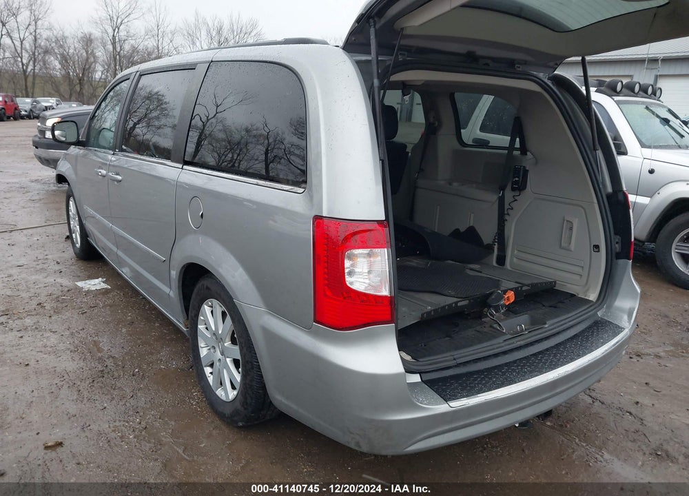 2014 CHRYSLER TOWN & COUNTRY VIN: 2C4RC1BG6ER126813