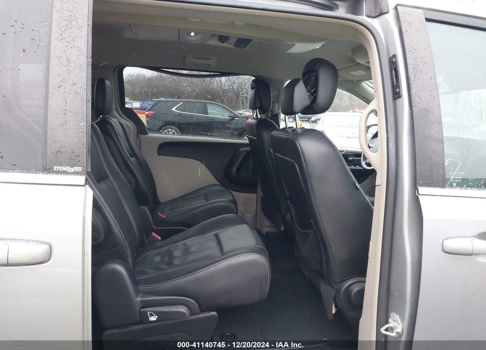 2014 CHRYSLER TOWN & COUNTRY VIN: 2C4RC1BG6ER126813