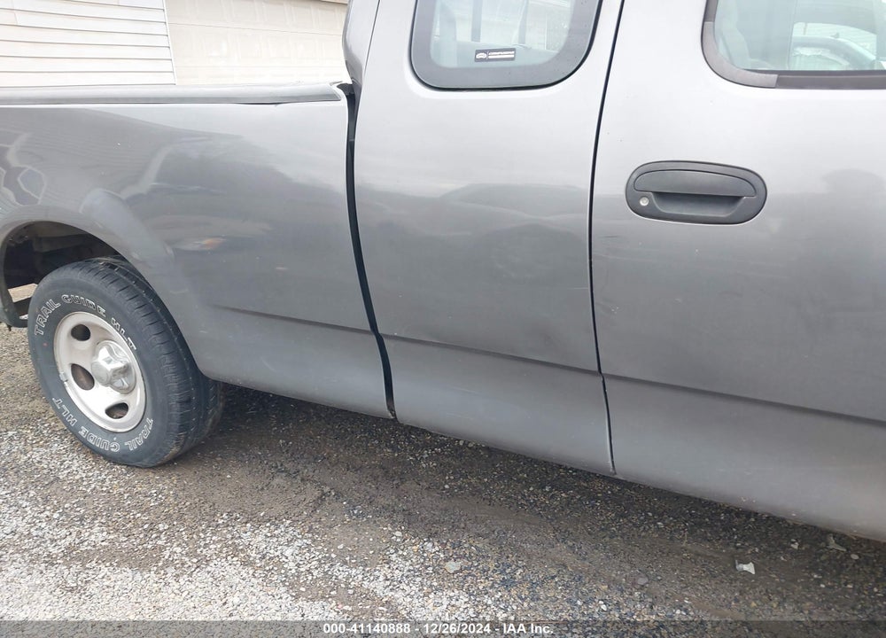 2003 FORD F-150 XL/XLT VIN: 2FTRX172X3CA12377