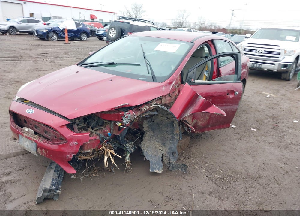2015 FORD FOCUS SE VIN: 1FADP3F2XFL293815
