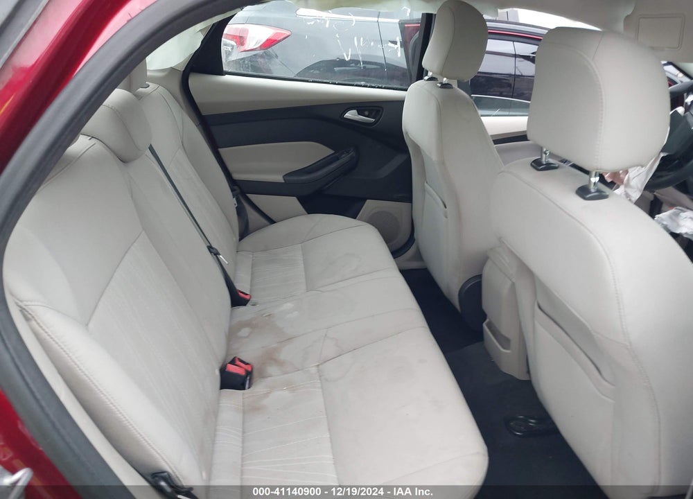 2015 FORD FOCUS SE VIN: 1FADP3F2XFL293815