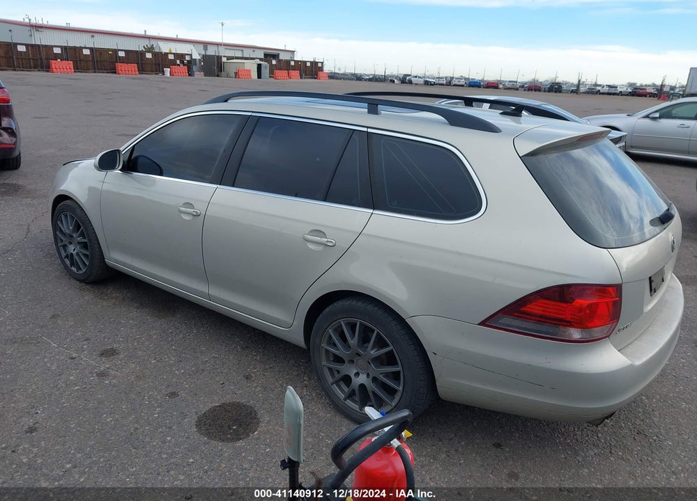 2012 VOLKSWAGEN JETTA SPORTWAGEN 2.0L TDI VIN: 3VWPL7AJ7CM602060