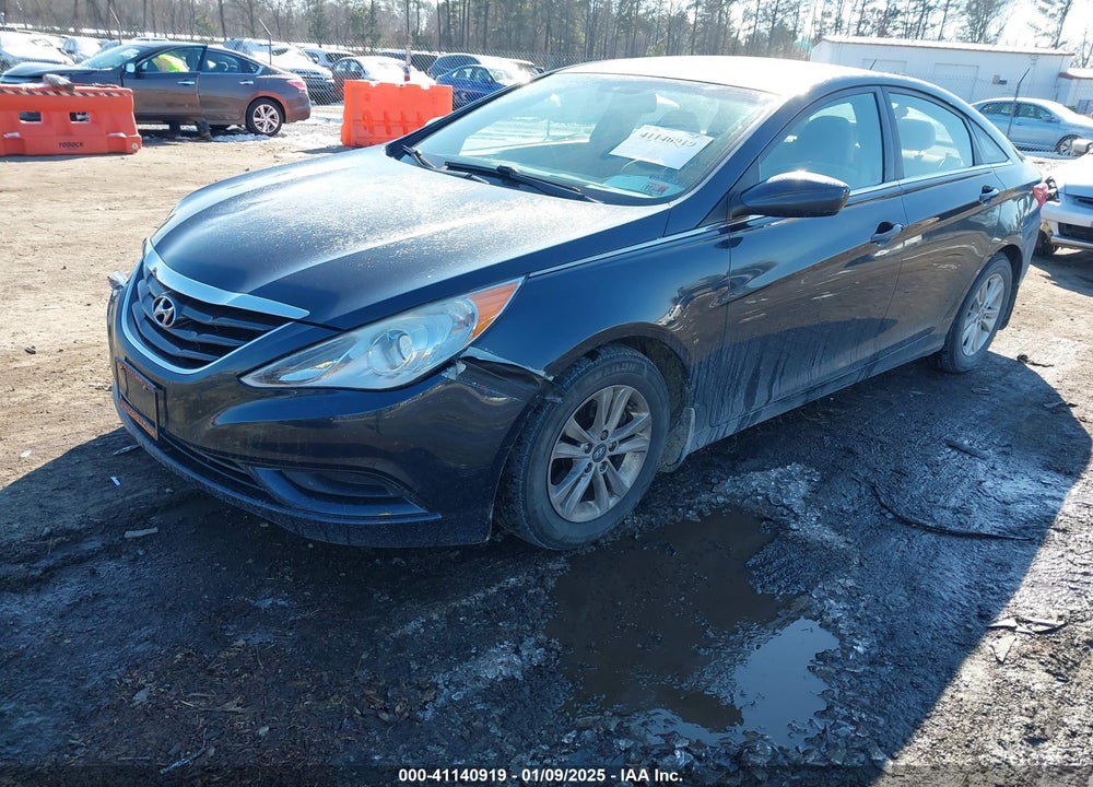 2013 HYUNDAI SONATA GLS VIN: 5NPEB4AC2DH657049