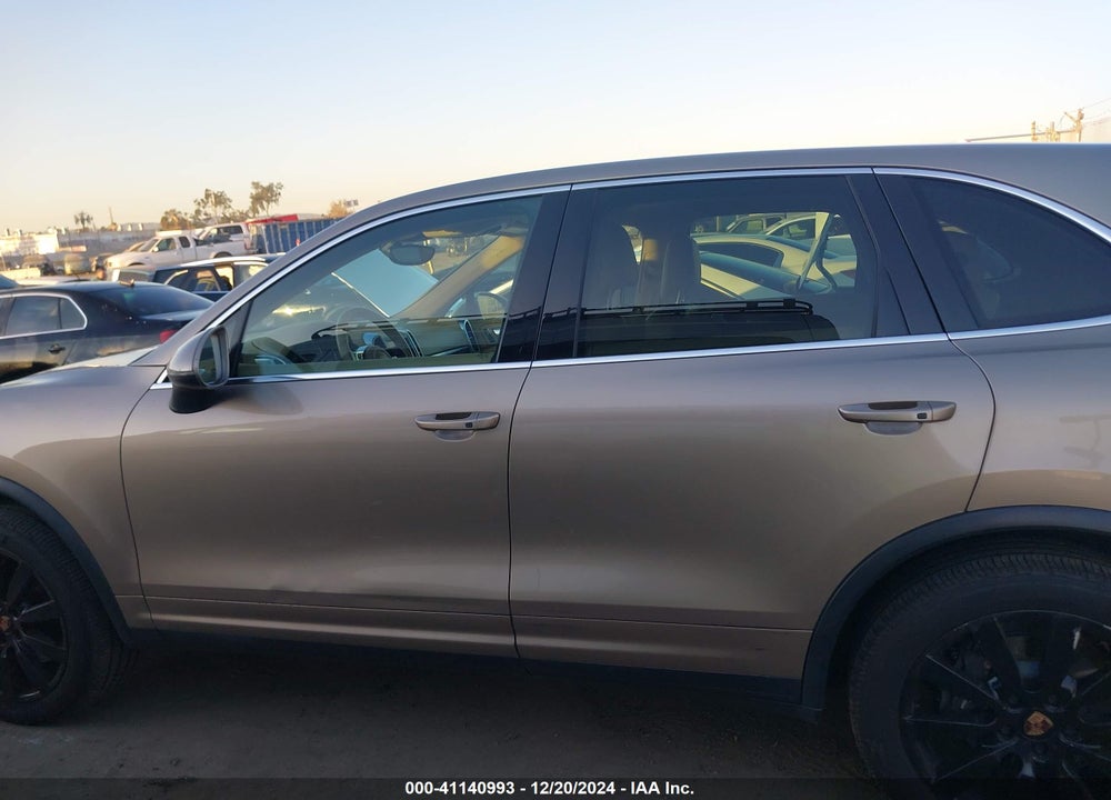 2016 PORSCHE CAYENNE VIN: WP1AA2A2XGLA03542
