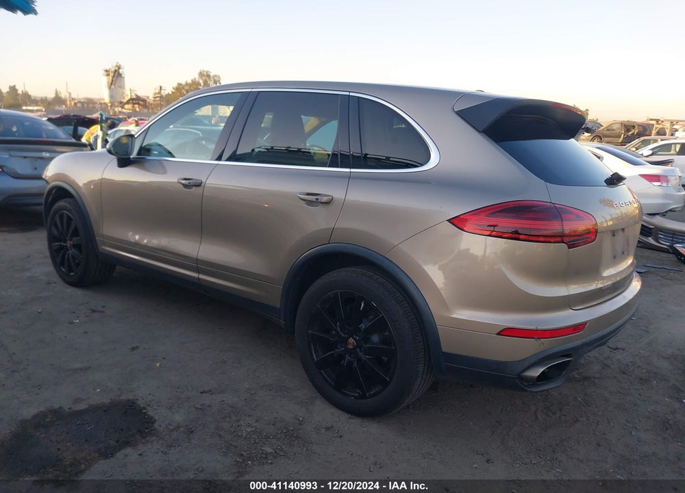 2016 PORSCHE CAYENNE VIN: WP1AA2A2XGLA03542