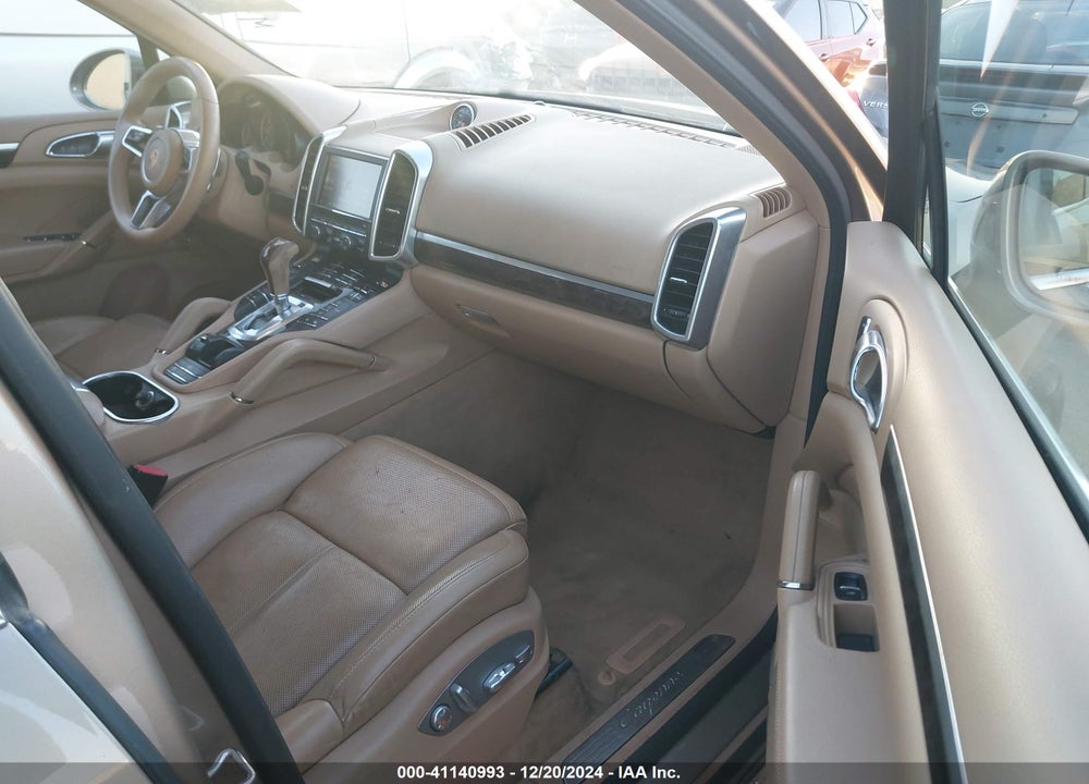 2016 PORSCHE CAYENNE VIN: WP1AA2A2XGLA03542