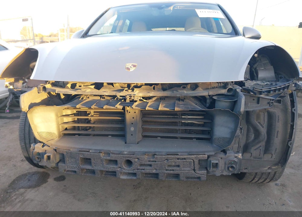 2016 PORSCHE CAYENNE VIN: WP1AA2A2XGLA03542