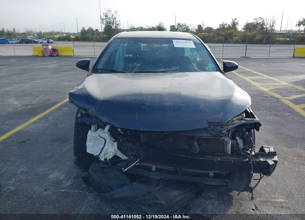 2017 TOYOTA CAMRY SE VIN: 4T1BF1FK8HU747688