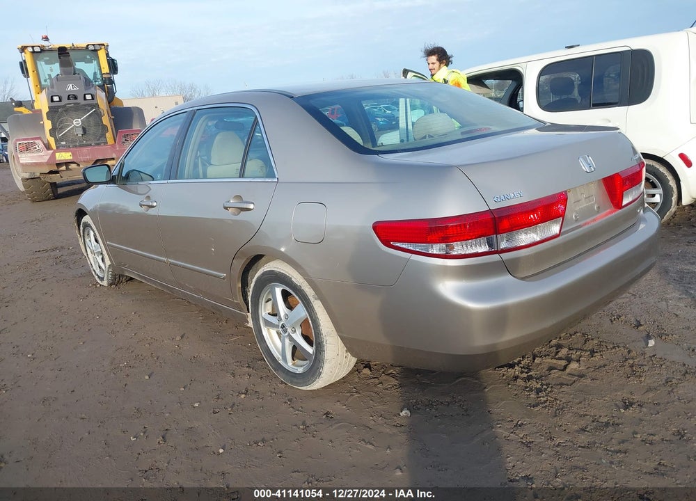2003 HONDA ACCORD 2.4 EX VIN: 1HGCM566X3A136162