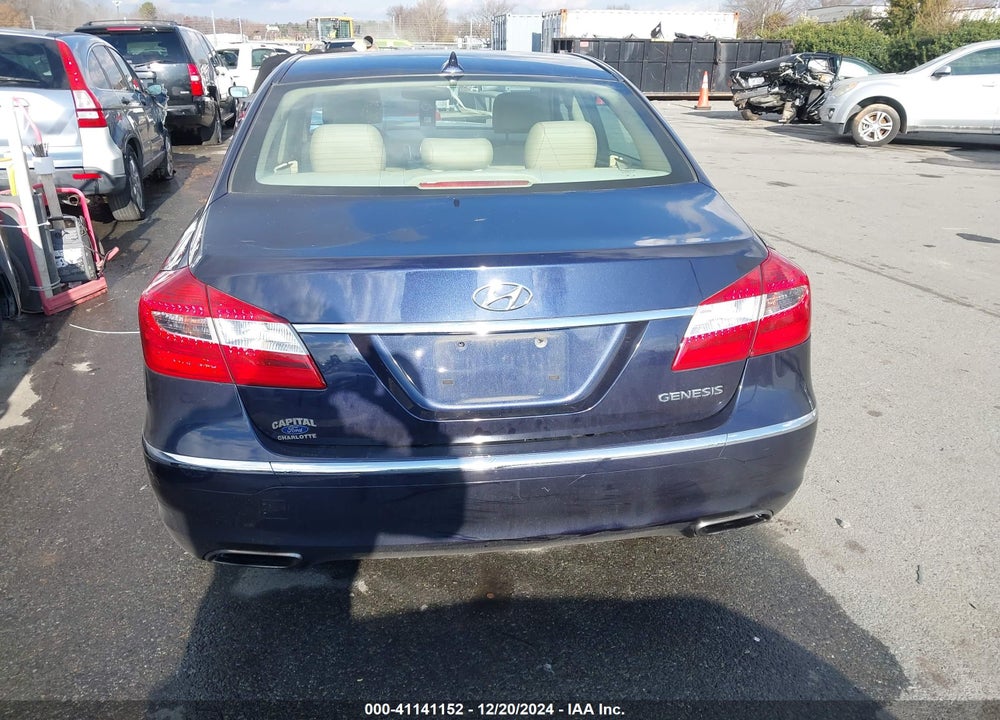 2013 HYUNDAI GENESIS VIN: KMHGC4DD6DU209621