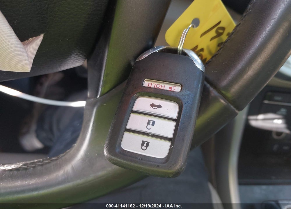 2015 HONDA ACCORD VIN: 1HGCR3F88FA009082