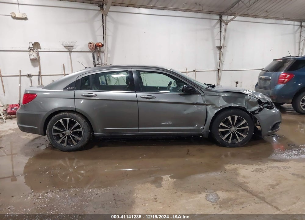 2012 CHRYSLER 200 S VIN: 1C3CCBHG6CN161322