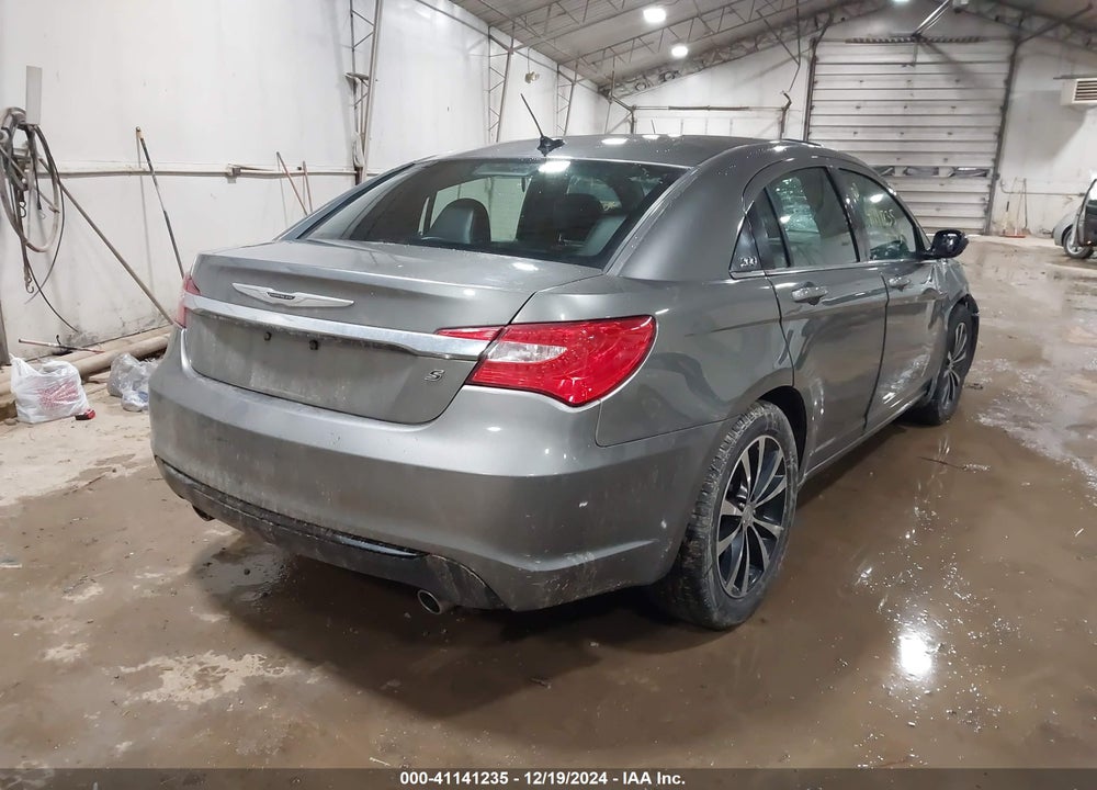 2012 CHRYSLER 200 S VIN: 1C3CCBHG6CN161322