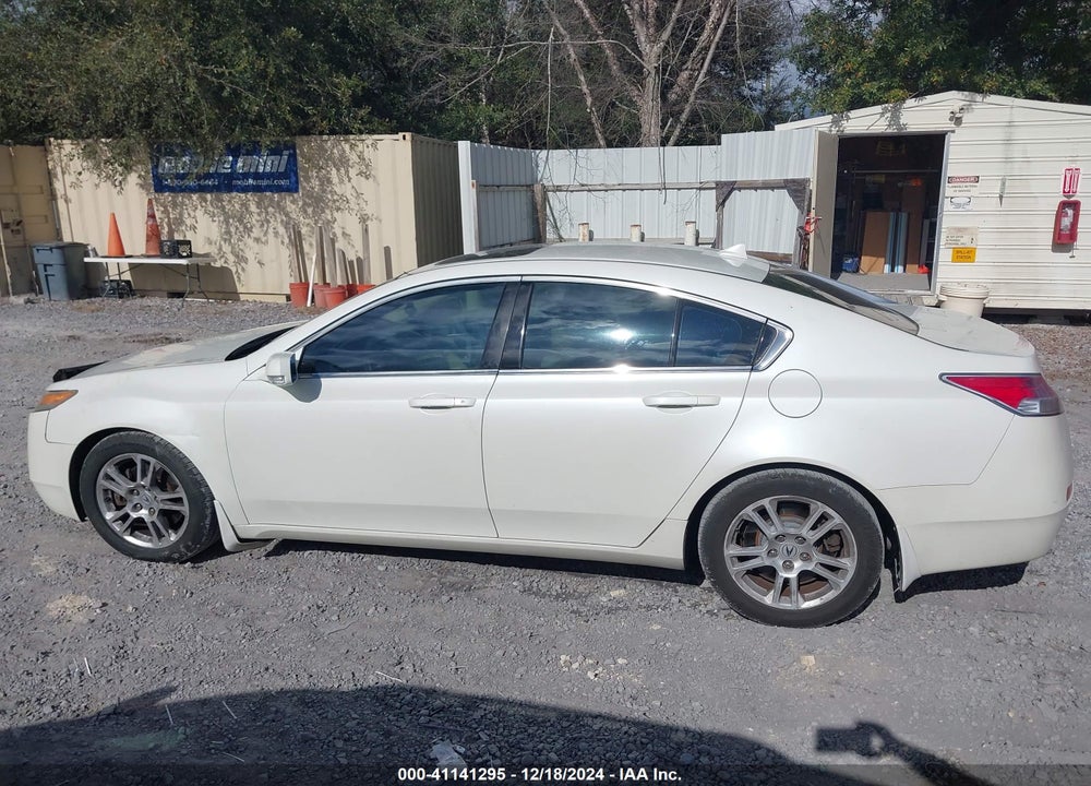 2010 ACURA TL 3.5 VIN: 19UUA8F27AA020555