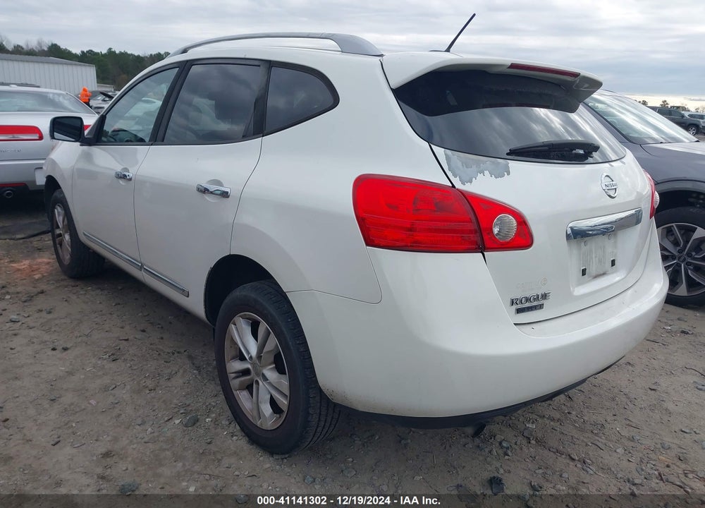 2015 NISSAN ROGUE SELECT S VIN: JN8AS5MT2FW164800