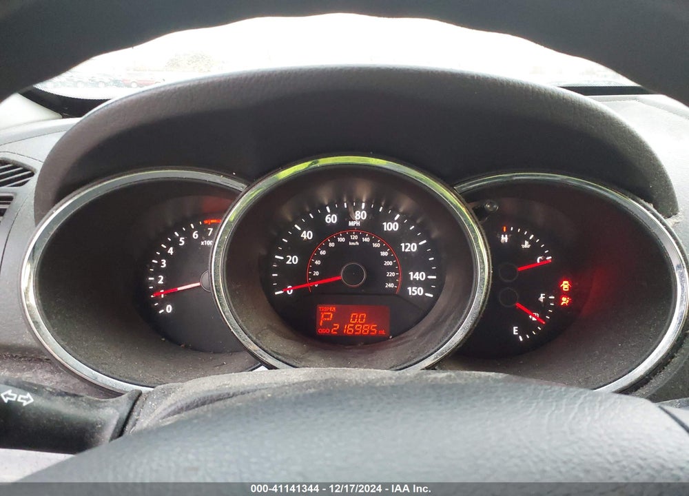 2011 KIA SORENTO LX V6 VIN: 5XYKT4A23BG181891