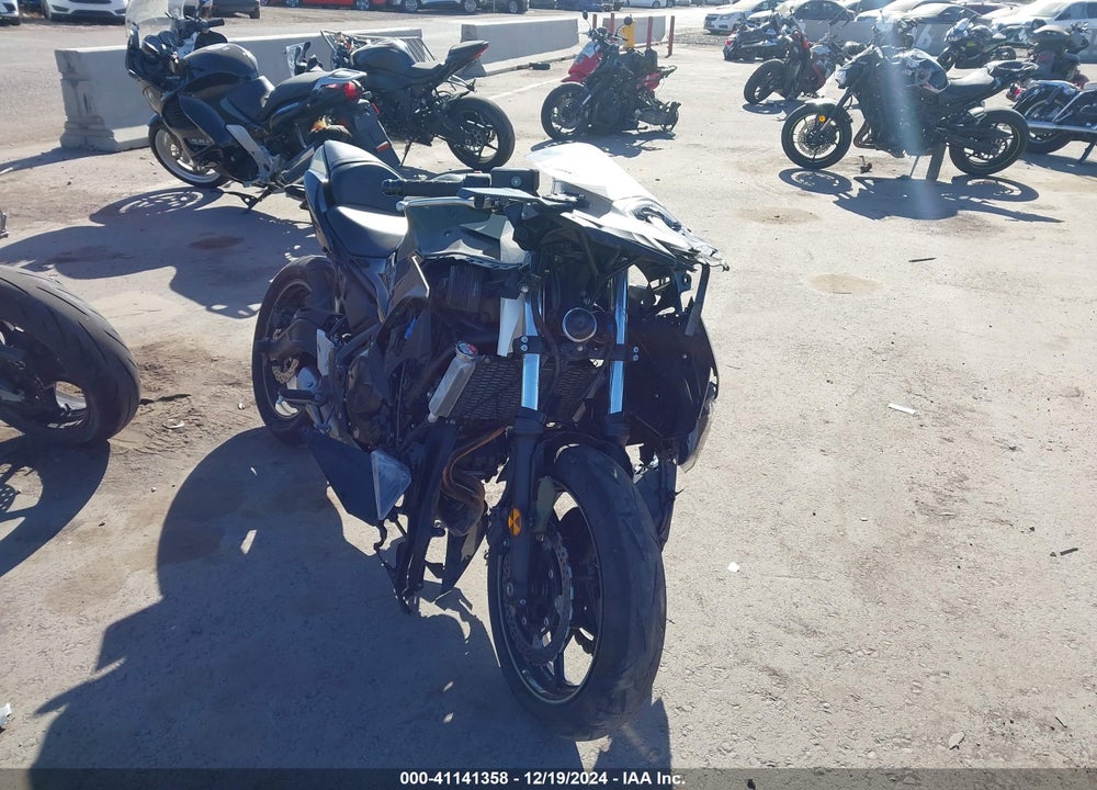 2024 KAWASAKI EX650 R VIN: ML5EXER12RDAC4129