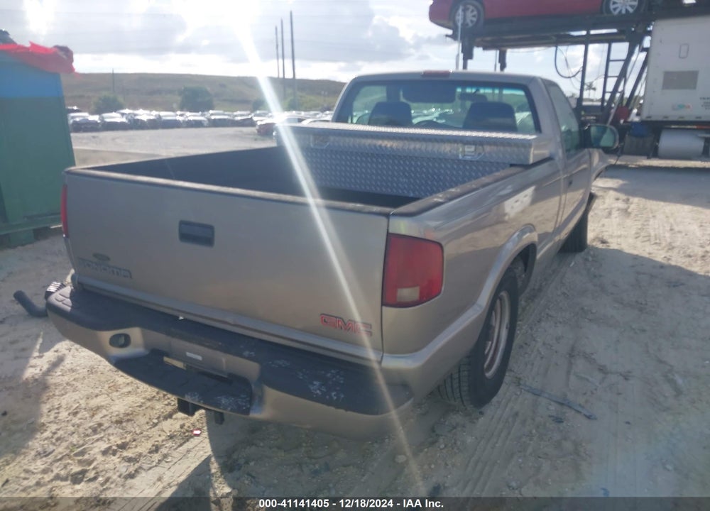 2002 GMC SONOMA SL VIN: 1GTCS145528205952