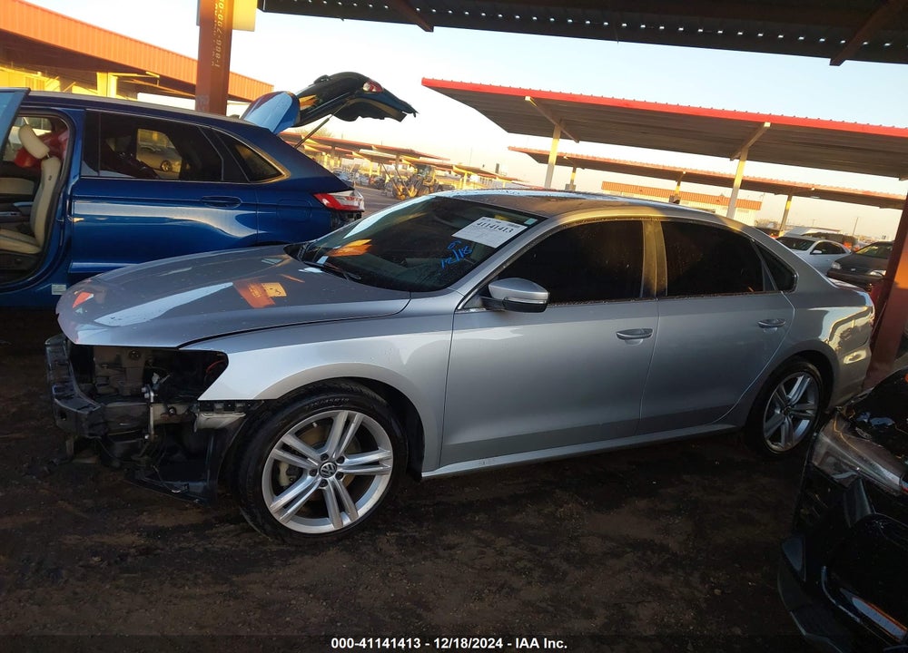 2013 VOLKSWAGEN PASSAT 3.6L V6 SE VIN: 1VWBM7A33DC006441