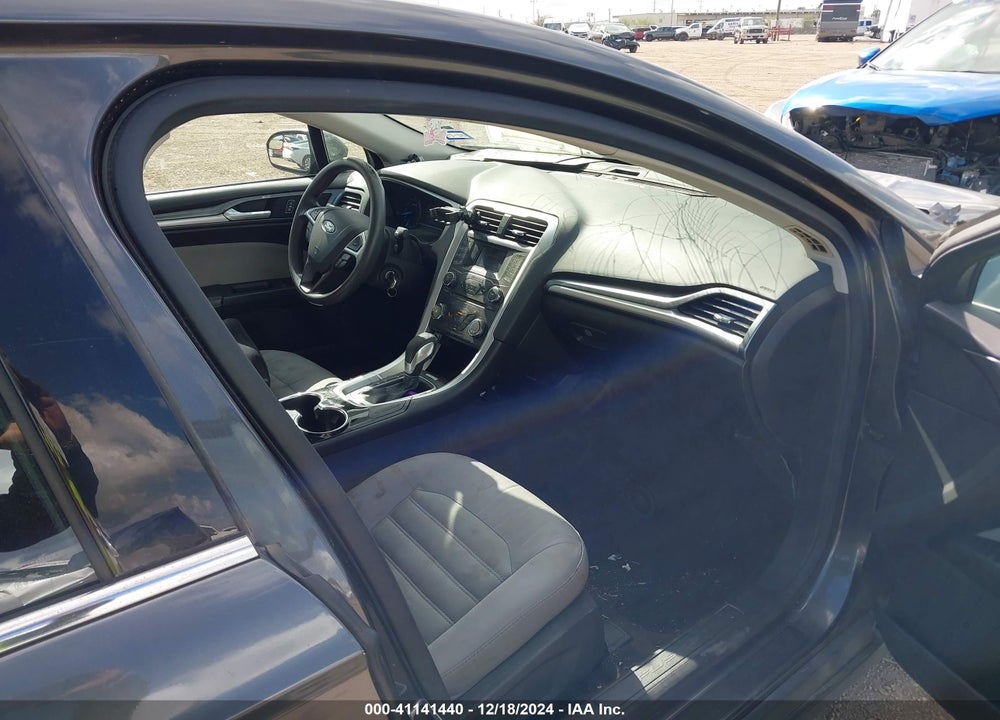 2015 FORD FUSION S VIN: 3FA6P0G79FR181719