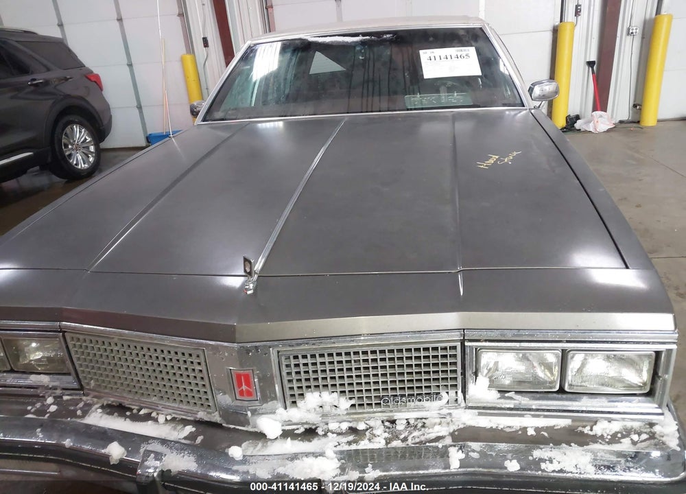 1984 OLDSMOBILE 98 REGENCY BROUGHAM VIN: 1G3AH69Y4EM802687