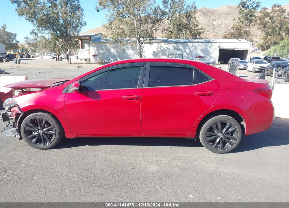 2018 TOYOTA COROLLA SE VIN: 5YFBURHE4JP796292