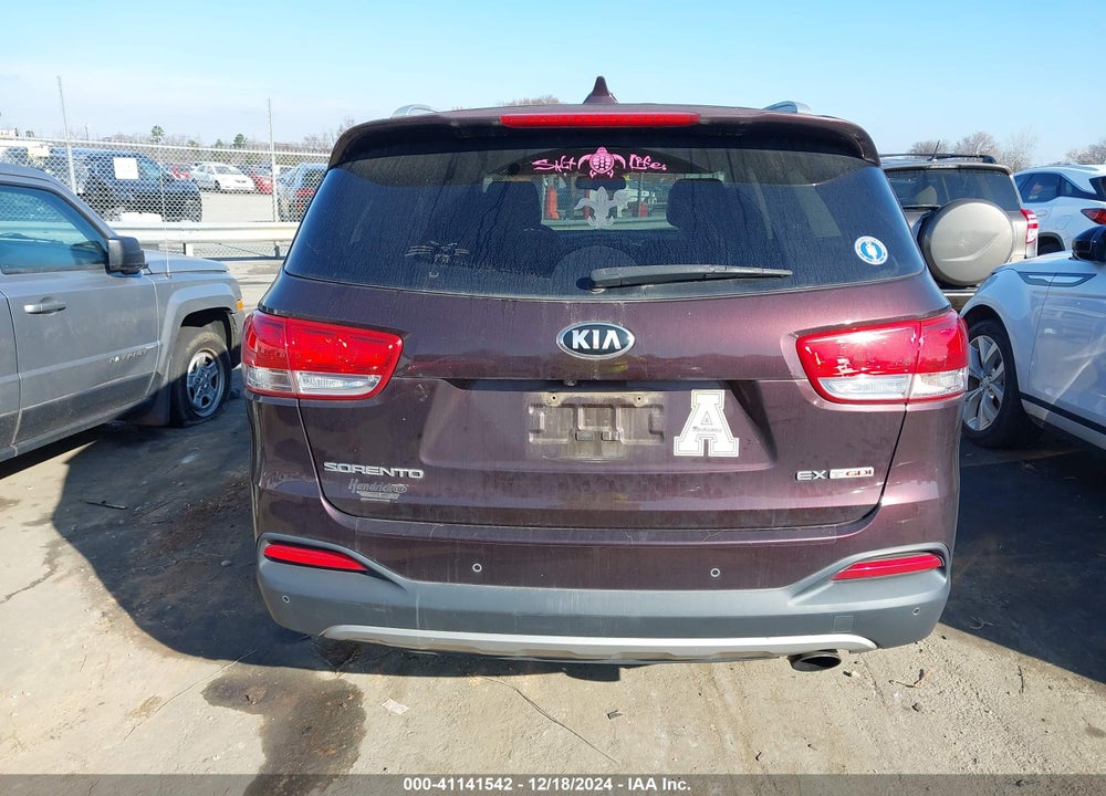 2016 KIA SORENTO 2.0T EX VIN: 5XYPH4A19GG020483