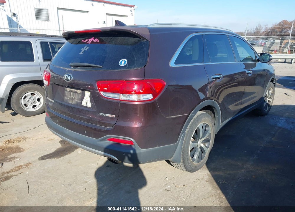 2016 KIA SORENTO 2.0T EX VIN: 5XYPH4A19GG020483