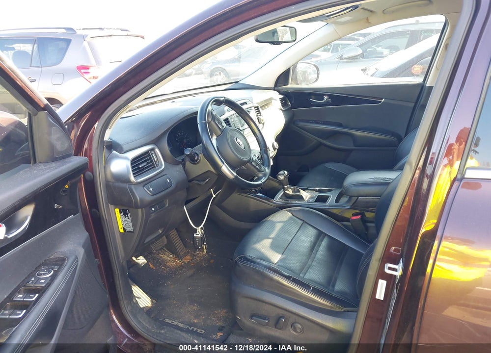 2016 KIA SORENTO 2.0T EX VIN: 5XYPH4A19GG020483