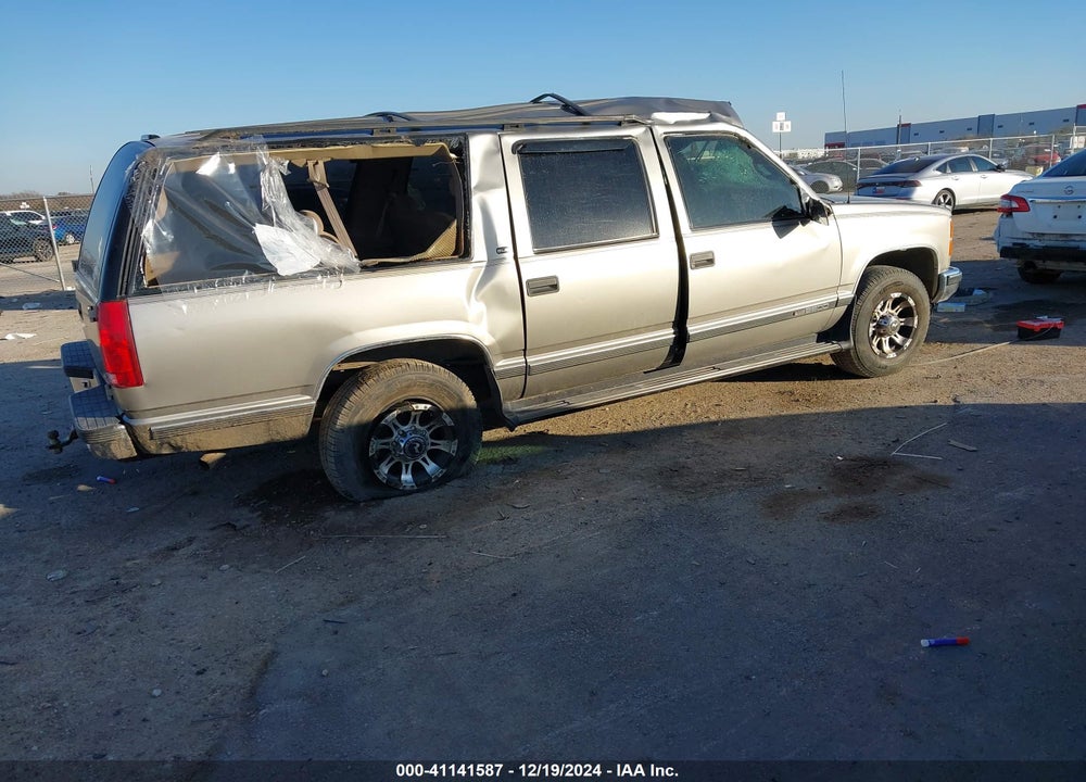 1999 GMC SUBURBAN 2500 SL VIN: 3GKGC26J2XG536847