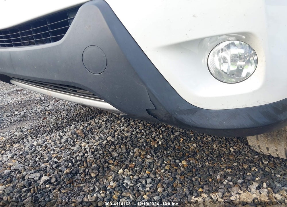 2014 TOYOTA RAV4 XLE VIN: JTMWFREV1EJ015786