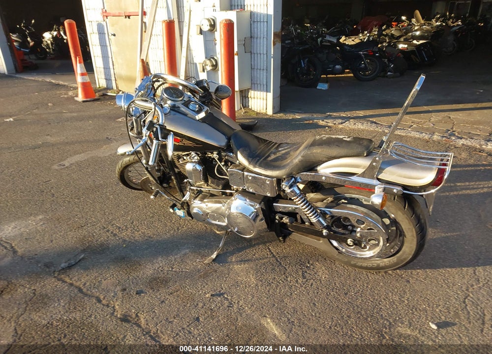 1996 HARLEY-DAVIDSON FXDWG VIN: 1HD1GEL12TY312794