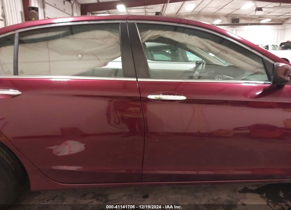 2016 HONDA ACCORD VIN: 1HGCR2F31GA144260