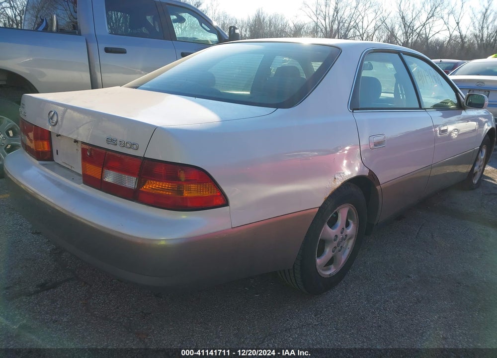 1998 LEXUS ES 300 VIN: JT8BF28G4W5043786