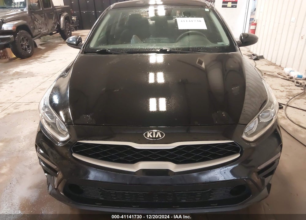 2019 KIA FORTE LXS VIN: 3KPF24AD7KE139419