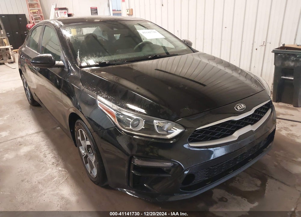 2019 KIA FORTE LXS VIN: 3KPF24AD7KE139419
