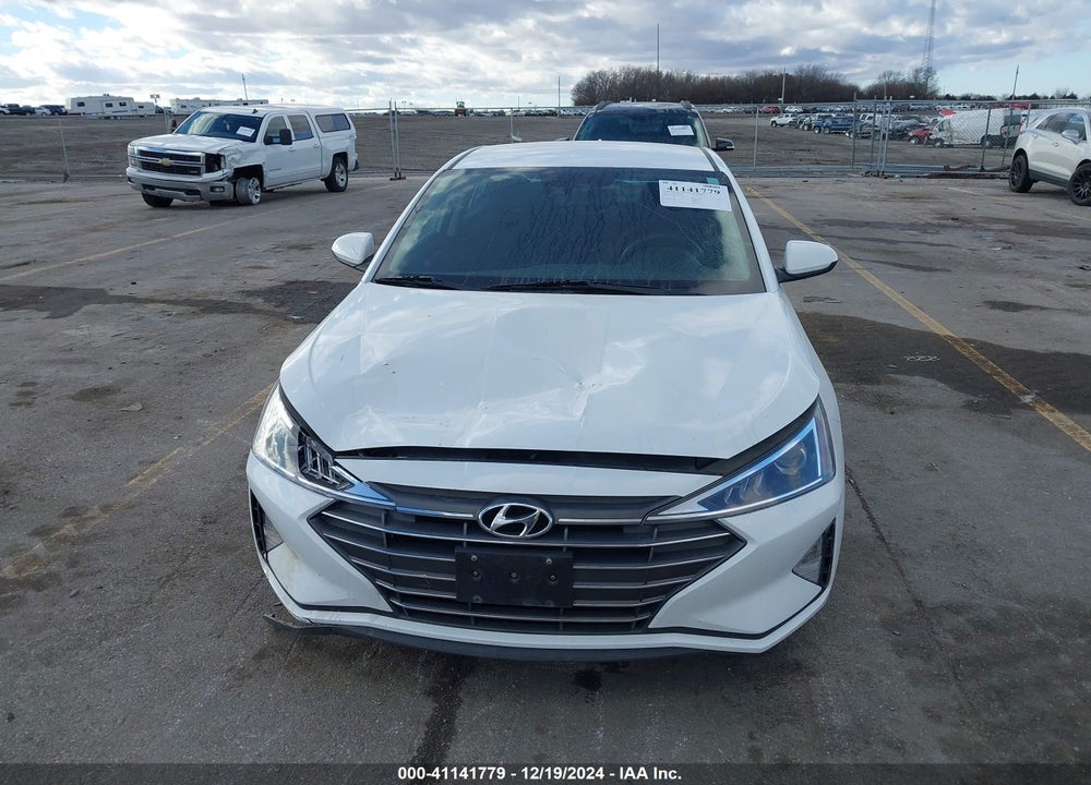 2019 HYUNDAI ELANTRA VIN: 5NPD84LFXKH403376