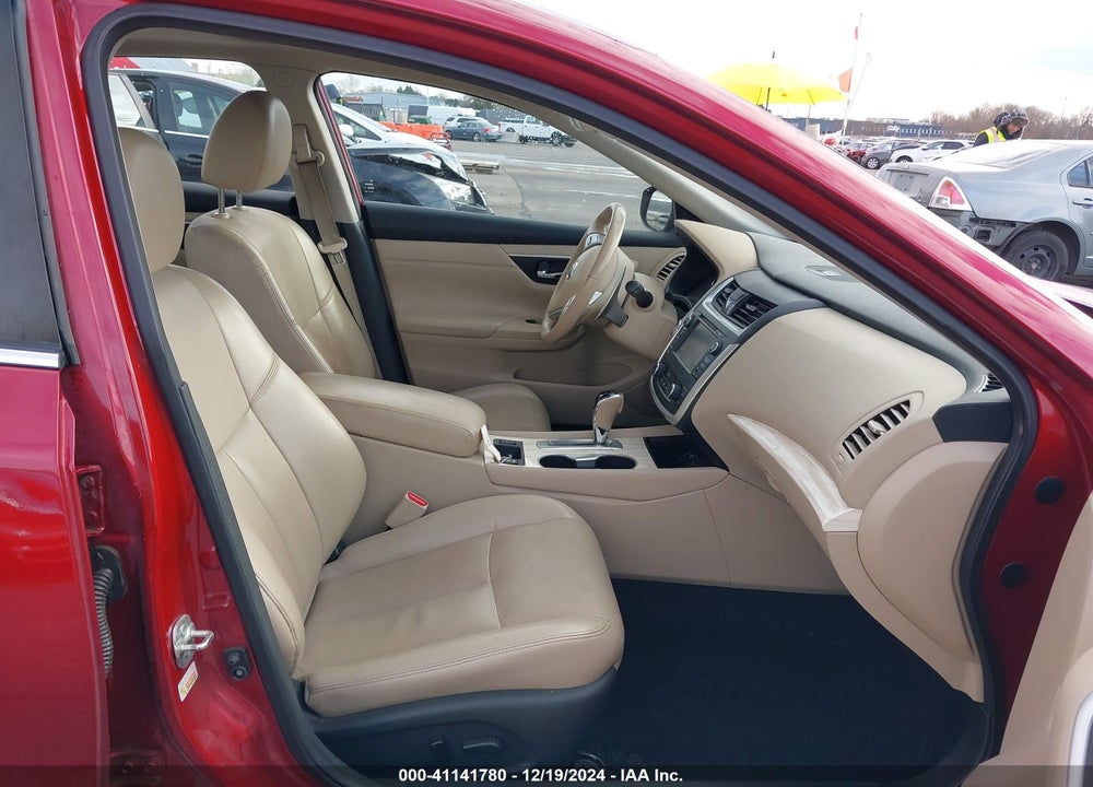 2017 NISSAN ALTIMA VIN: 1N4BL3AP4HC260558