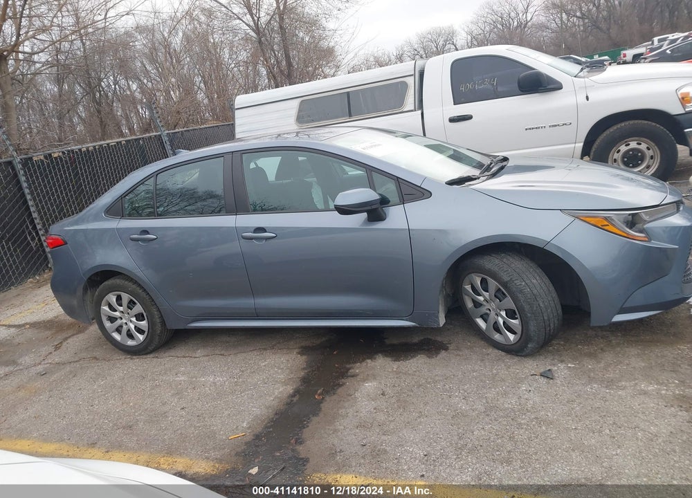 2022 TOYOTA COROLLA LE VIN: 5YFEPMAE2NP333803