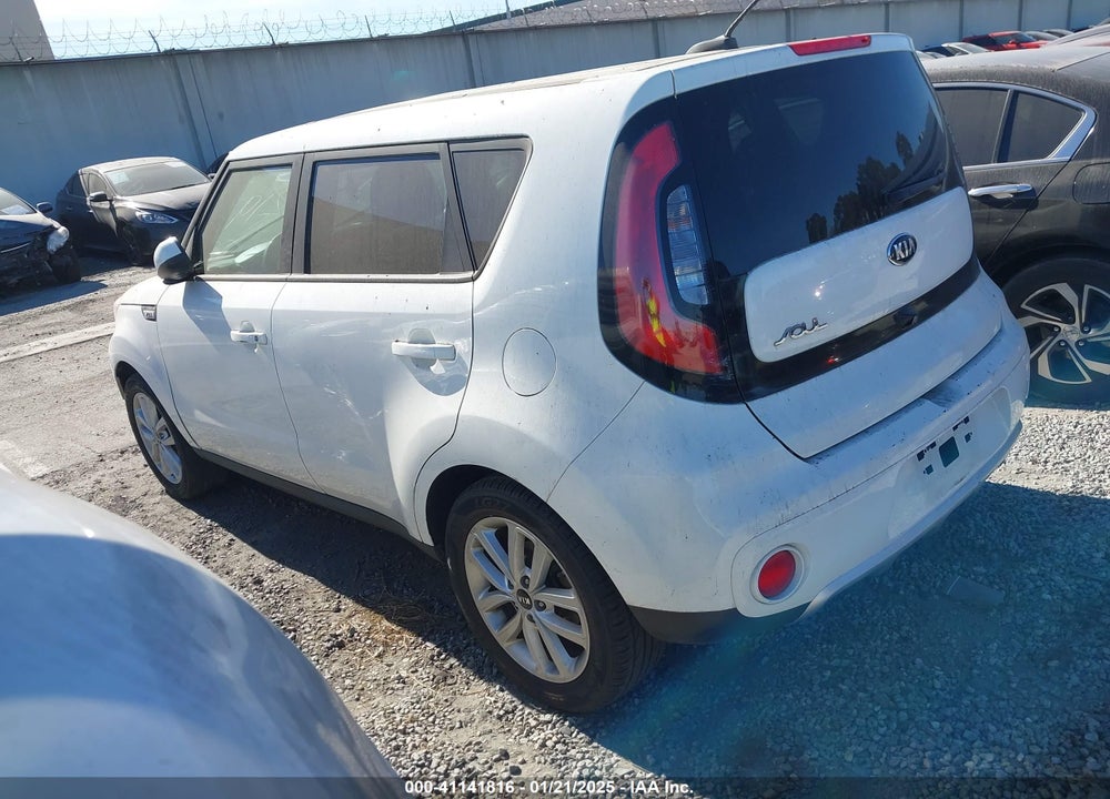 2018 KIA SOUL VIN: KNDJP3A51J7526447
