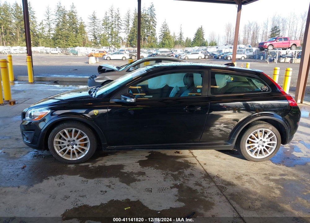 2012 VOLVO C30 T5 VIN: YV1672MK7C2265448