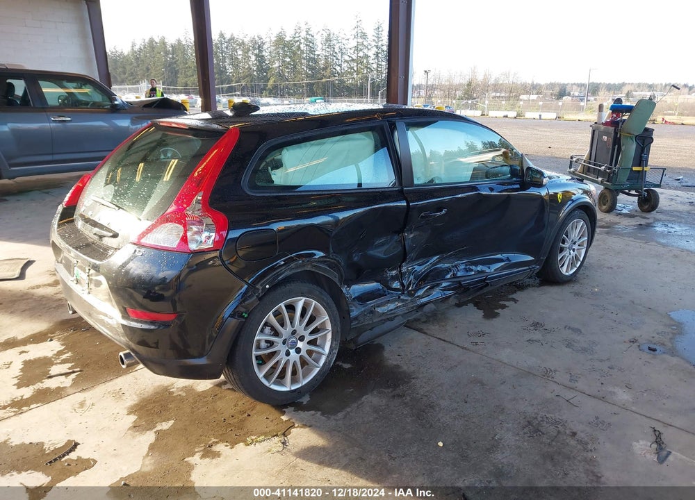 2012 VOLVO C30 T5 VIN: YV1672MK7C2265448