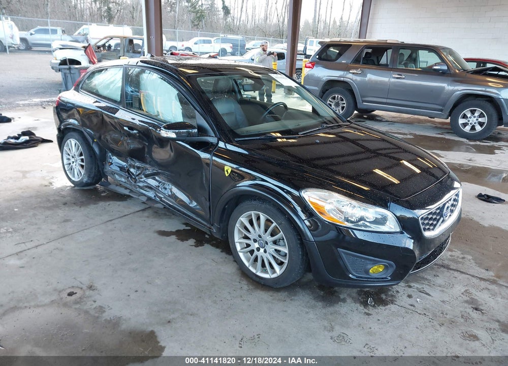 2012 VOLVO C30 T5 VIN: YV1672MK7C2265448