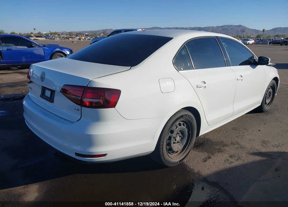 2017 VOLKSWAGEN JETTA 1.4T S VIN: 3VW2B7AJXHM216561