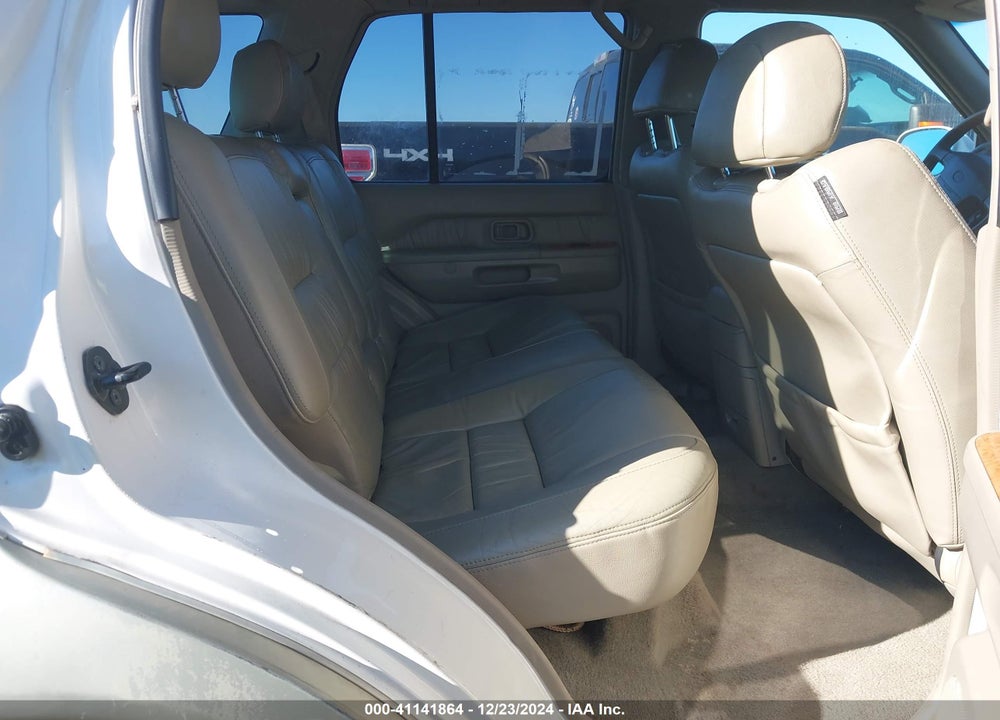 2001 INFINITI QX4 LUXURY VIN: JNRDR07Y61W102971